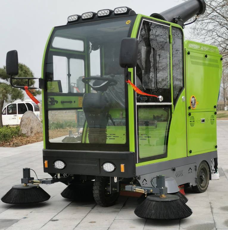 哈尔滨道路清洁广泛应用电动环卫清扫车